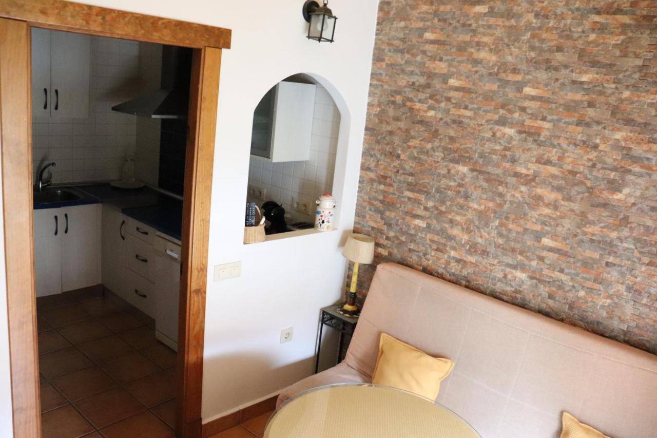 Apartamentos Las Buganvillas Caces エクステリア 写真